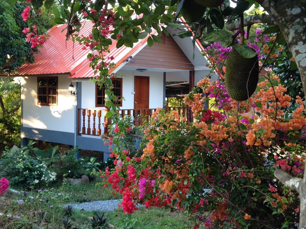 Areeya Resort Watthana Nakhon Eksteriør bilde
