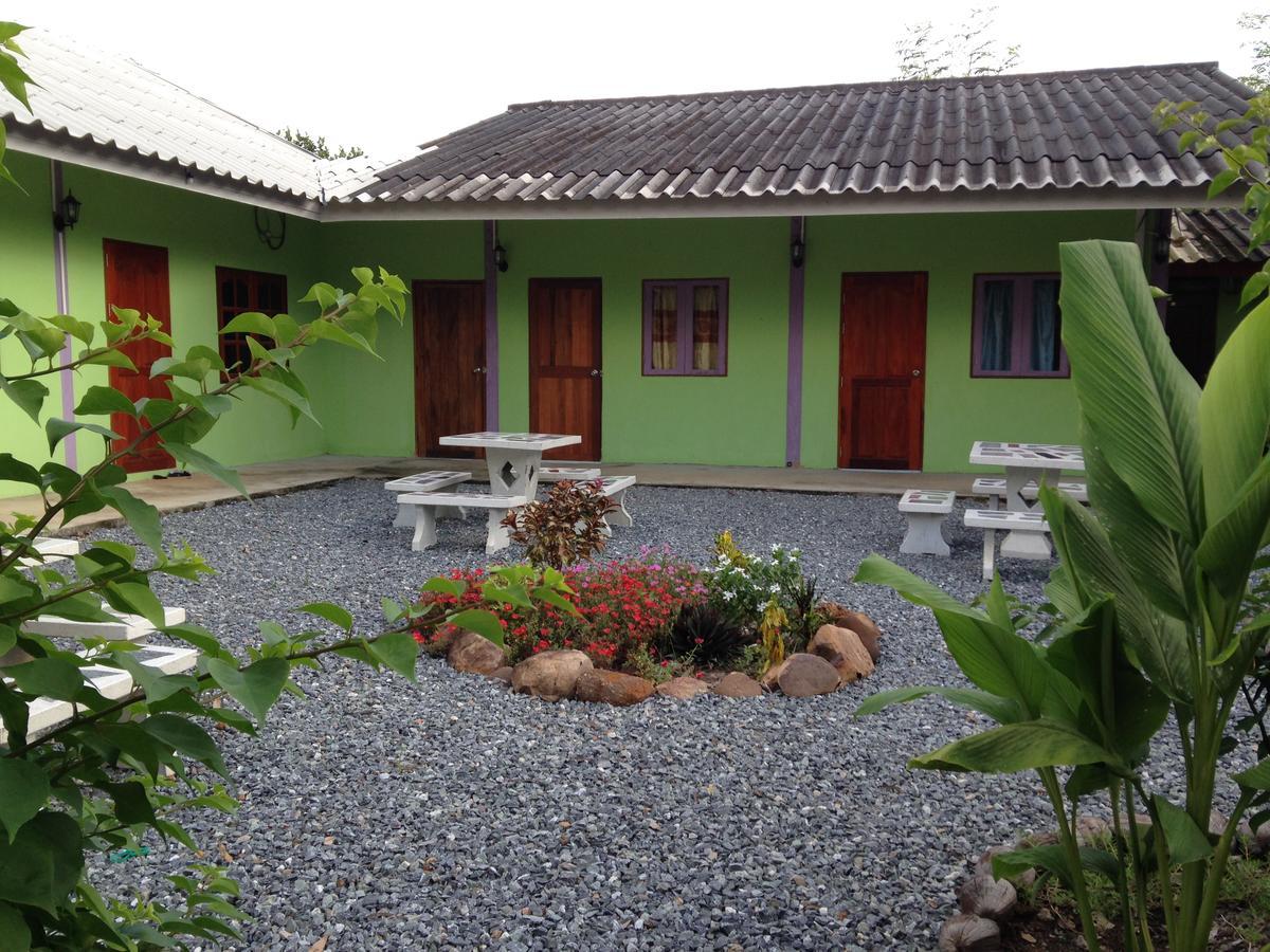 Areeya Resort Watthana Nakhon Eksteriør bilde