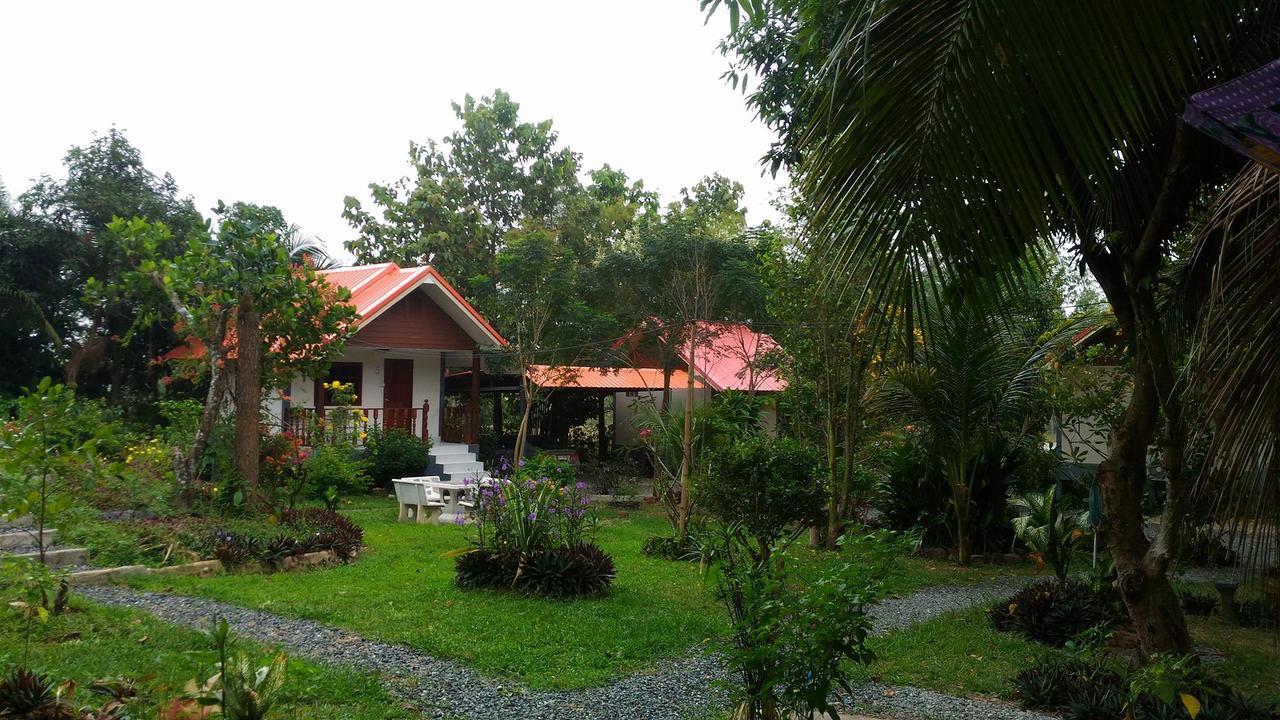 Areeya Resort Watthana Nakhon Eksteriør bilde